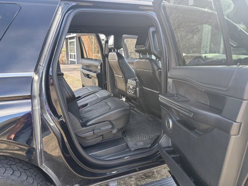 Used 2019 Ford Expedition Max Limited w/ Equipment Group 301A image 15