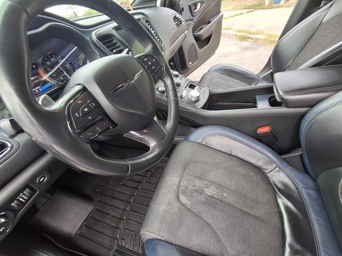 Used 2015 Chrysler 200 S w/ Navigation & Sound Group I image 20