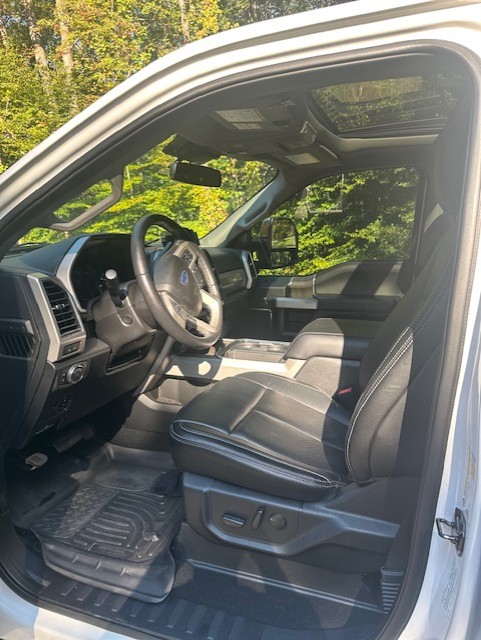 Used 2020 Ford F250 Lariat w/ Lariat Ultimate Package AWD/4WD image 9