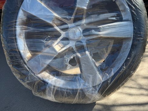 Used 2011 Chevrolet Camaro SS image 8