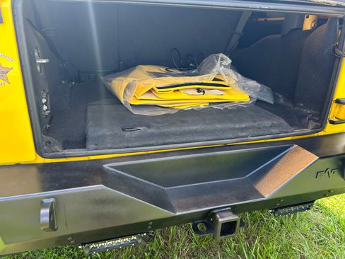 Used 2008 Jeep Wrangler Unlimited X image 9