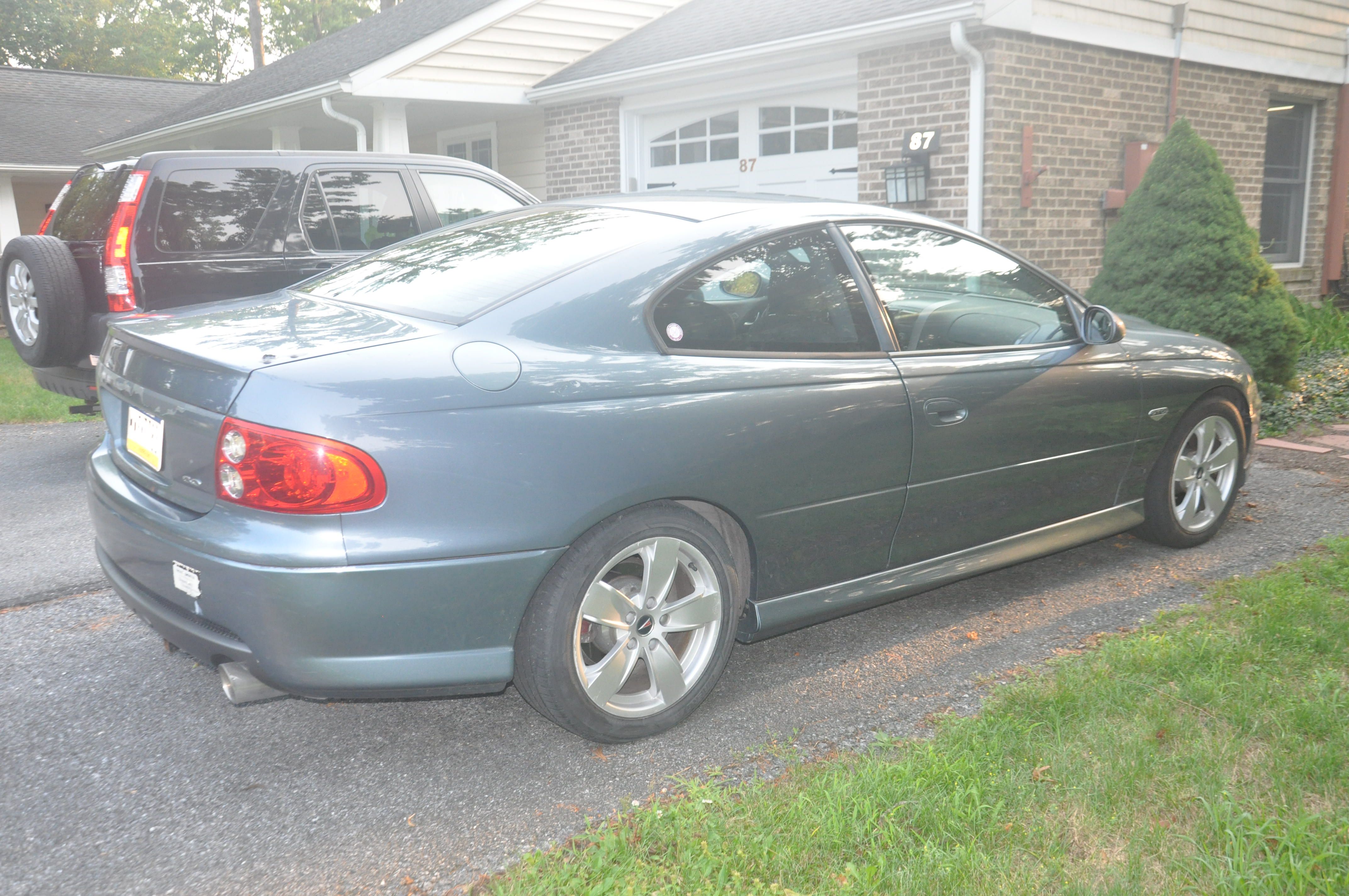 Used 2005 Pontiac GTO RWD image 9