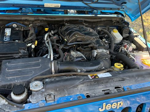 Used 2015 Jeep Wrangler Unlimited Sport w/ Quick Order Package 24S image 27