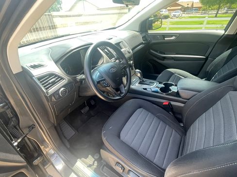 Used 2018 Ford Edge SE FWD image 10