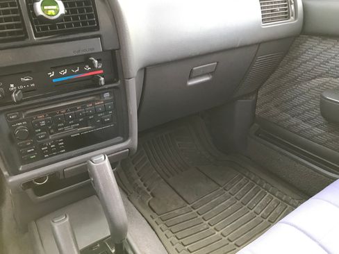 Used 1994 Toyota 4Runner SR5 image 19