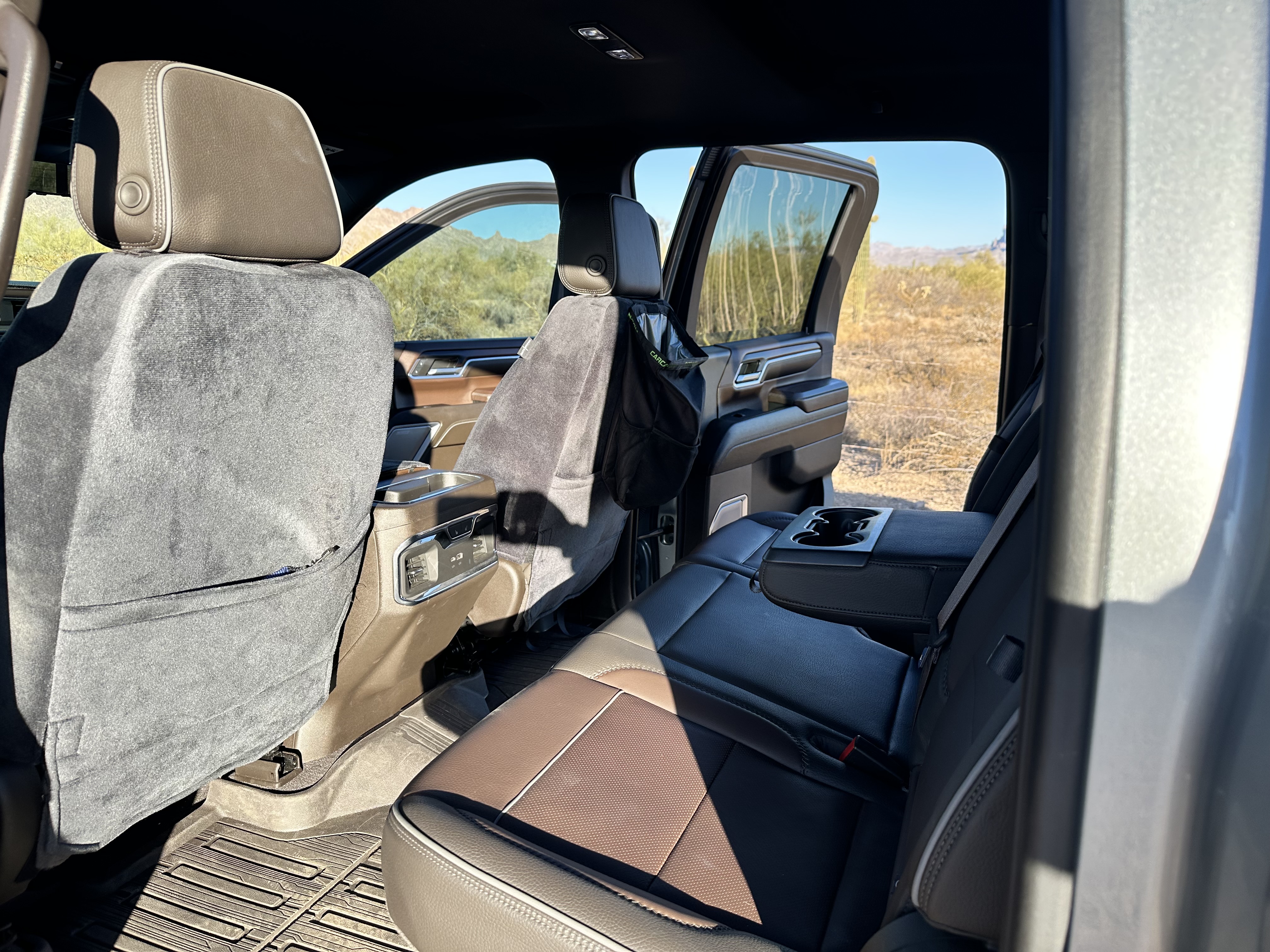 Used 2024 GMC Sierra 3500 Denali w/ Denali Reserve Package AWD/4WD image 12