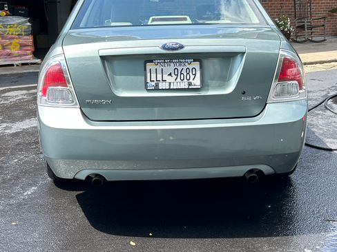 Used 2006 Ford Fusion SE FWD image 4