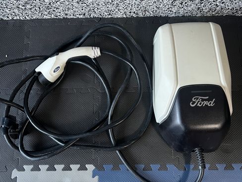 Used 2021 Ford Mustang Mach-E Select w/ Comfort/Technology Package image 17