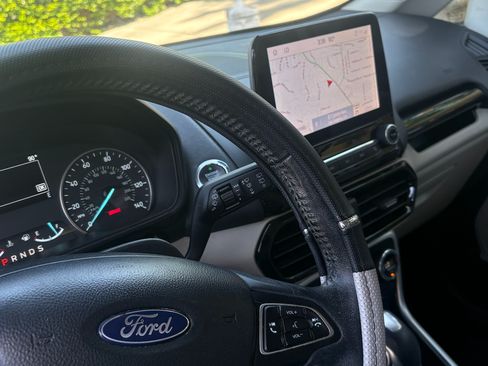 Used 2020 Ford EcoSport Titanium FWD image 11