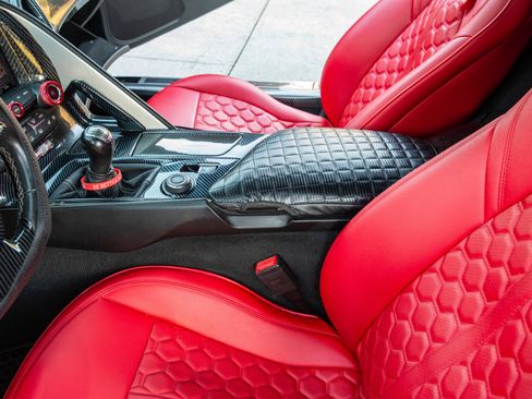 Used 2019 Chevrolet Corvette Grand Sport image 17