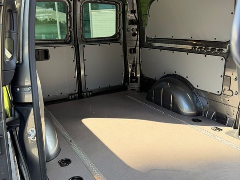 Used 2022 Mercedes-Benz Metris image 25