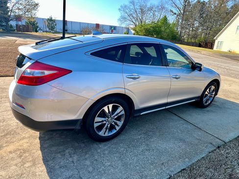 Used 2013 Honda Crosstour EX-L image 8