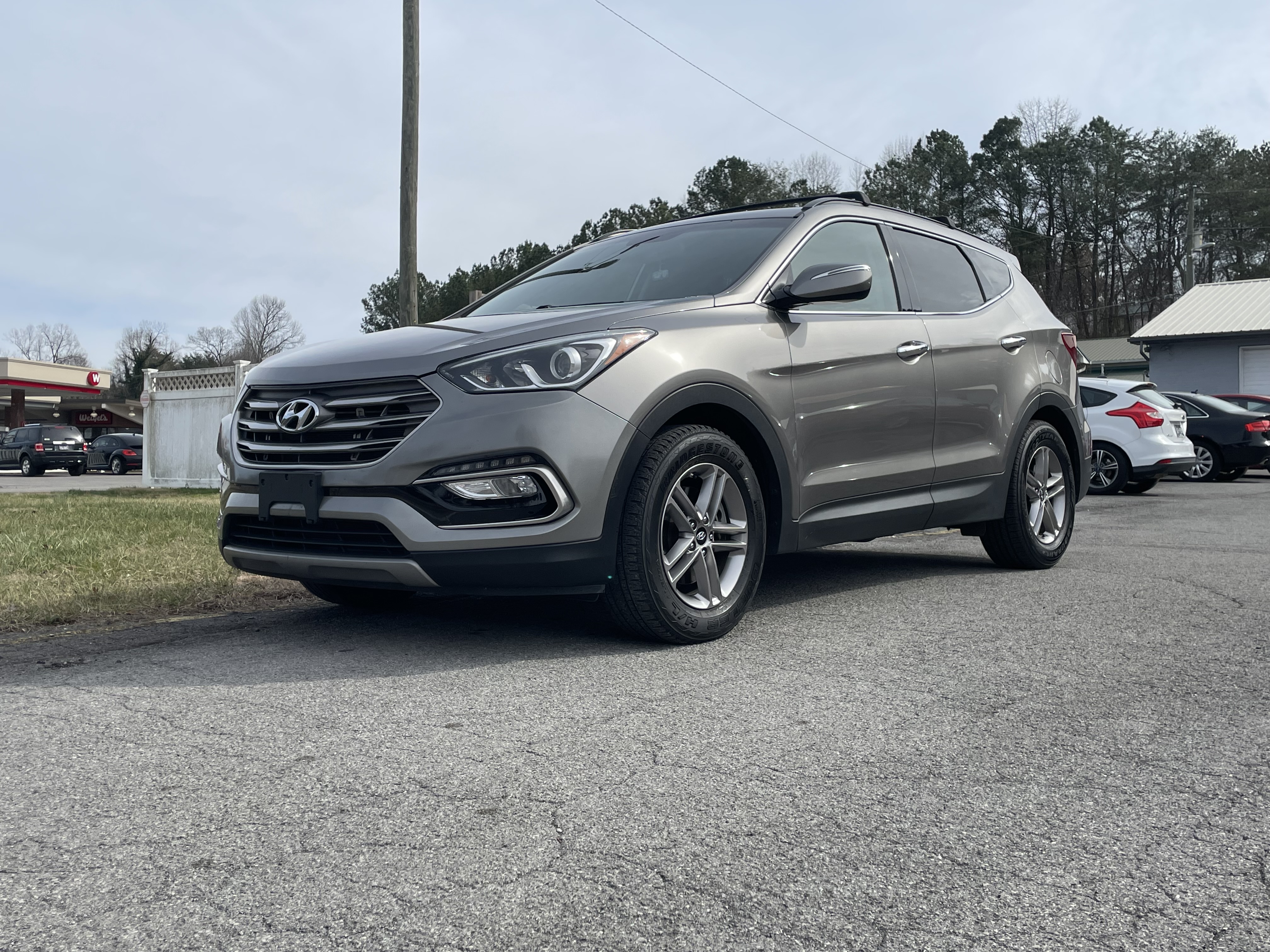 Used 2017 Hyundai Santa Fe Sport FWD image 5