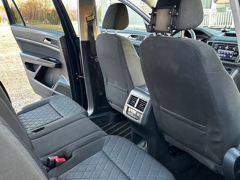 Used 2021 Volkswagen Atlas S image 17