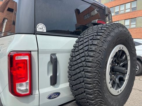 Used 2024 Ford Bronco Black Diamond w/ Sasquatch Package AWD/4WD image 4