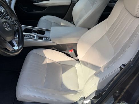 Used 2020 Honda Accord Touring image 9