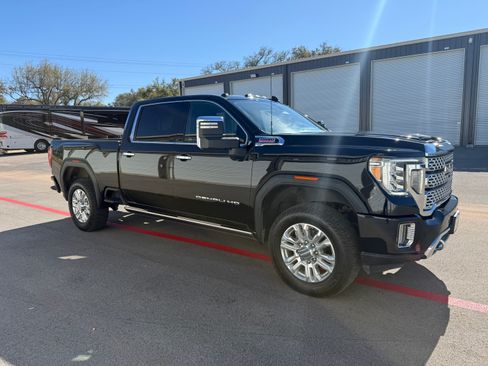 Used 2021 GMC Sierra 2500 Denali w/ Denali Ultimate Package image 8