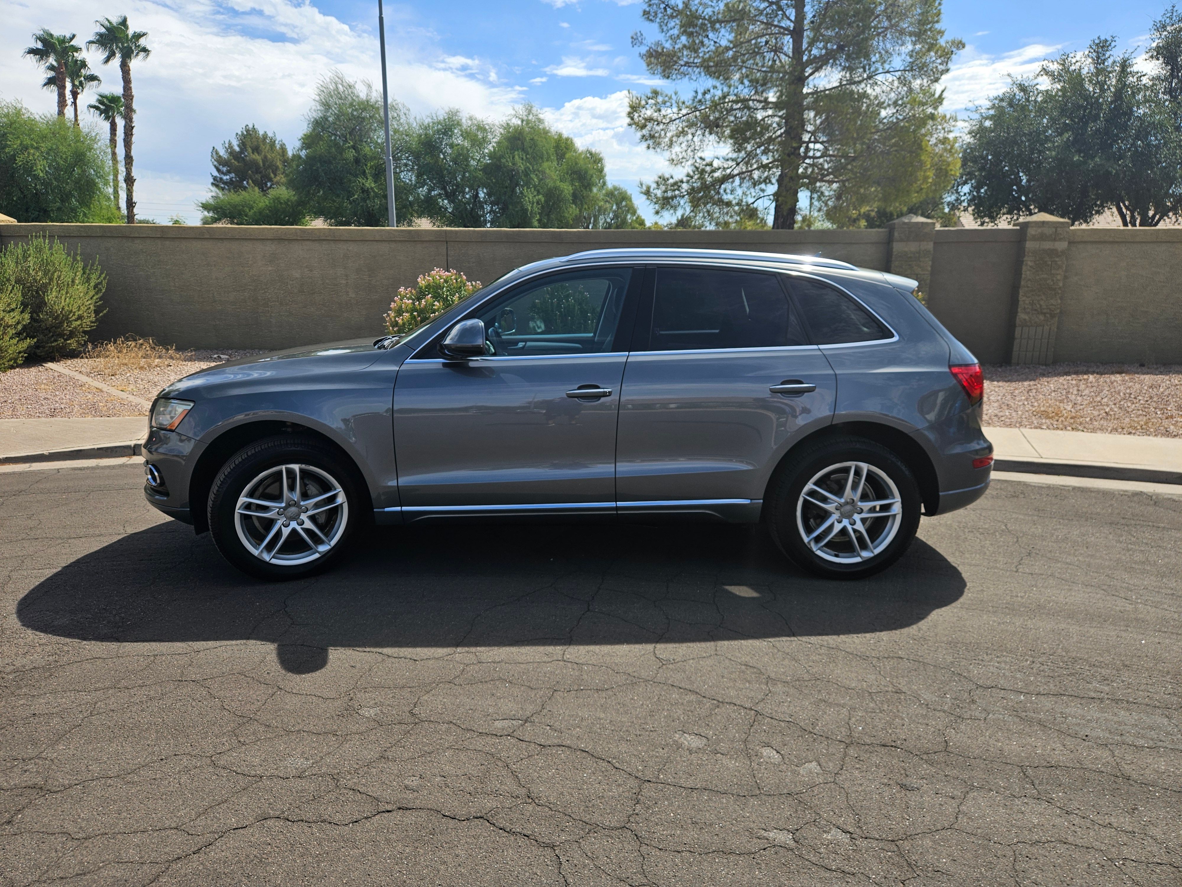 Used 2016 Audi Q5 2.0T Premium AWD/4WD image 2