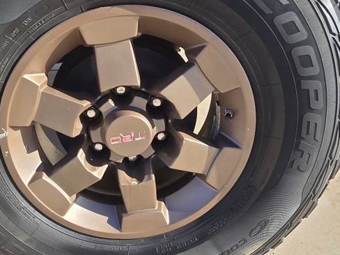 Used 2010 Toyota Tacoma 4x4 Access Cab V6 image 18