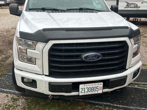 Used 2017 Ford F150 XL w/ Equipment Group 101A Mid image 6