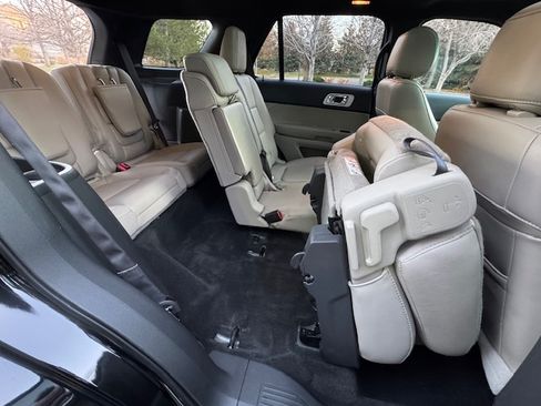 Used 2013 Ford Explorer Limited image 10