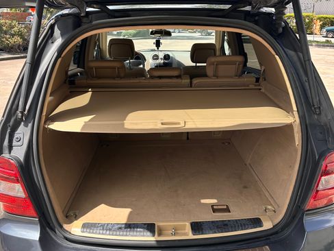 Used 2011 Mercedes-Benz ML 350 2WD image 10