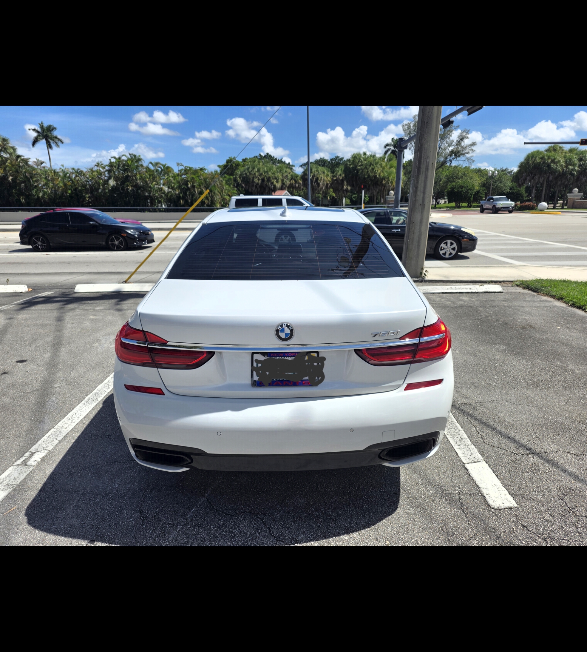 Used 2018 BMW 750i RWD image 4
