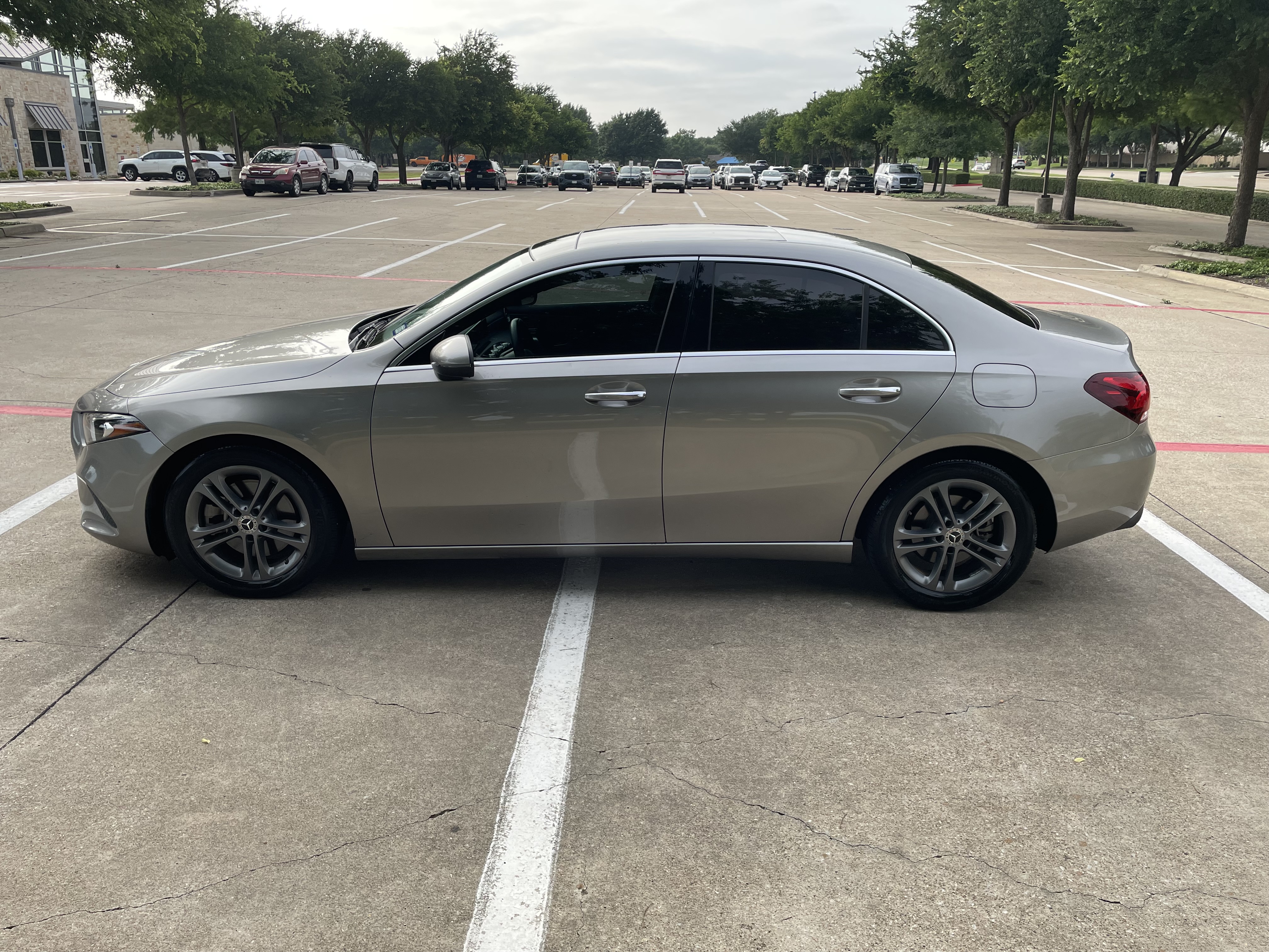Used 2020 Mercedes-Benz A 220 image 4