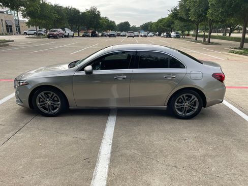 Used 2020 Mercedes-Benz A 220 image 4