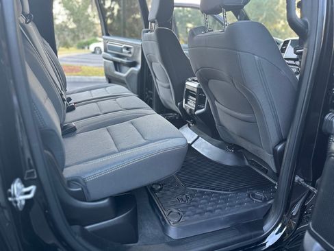 Used 2022 RAM 1500 Big Horn image 11