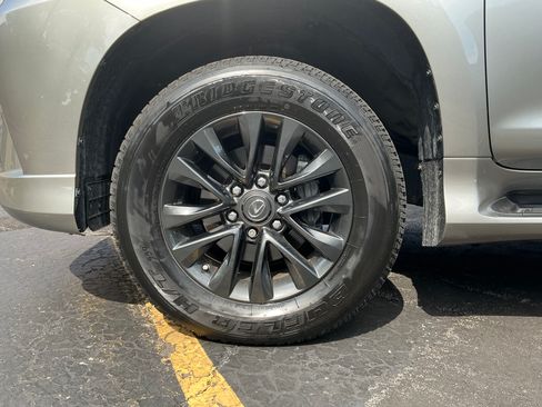 Used 2022 Lexus GX 460 Premium AWD/4WD image 9