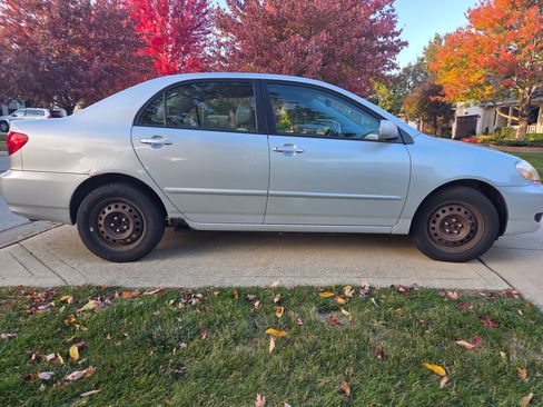 Used 2007 Toyota Corolla LE image 5