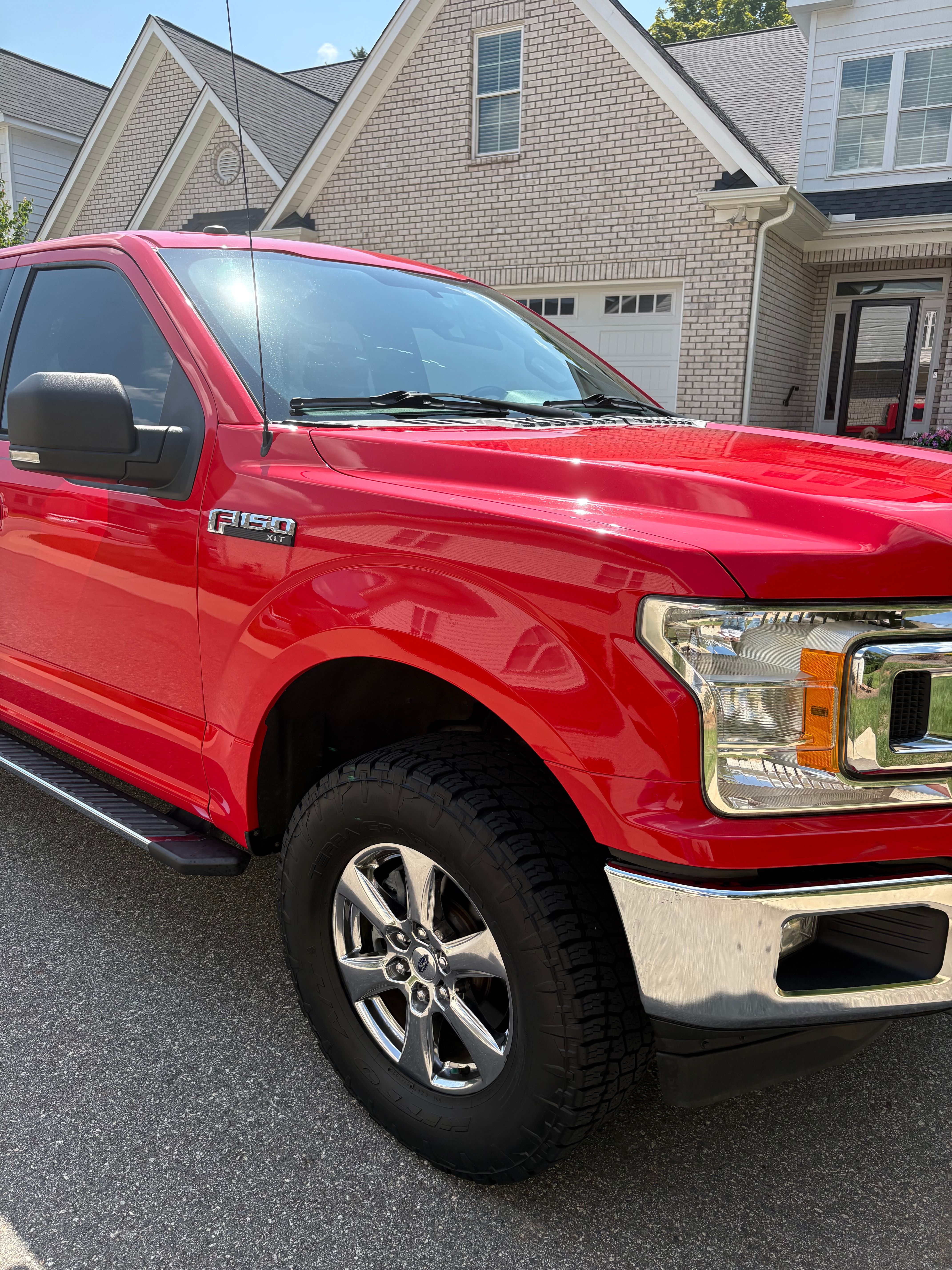 Used 2018 Ford F150 XLT w/ Equipment Group 301A Mid AWD/4WD image 16