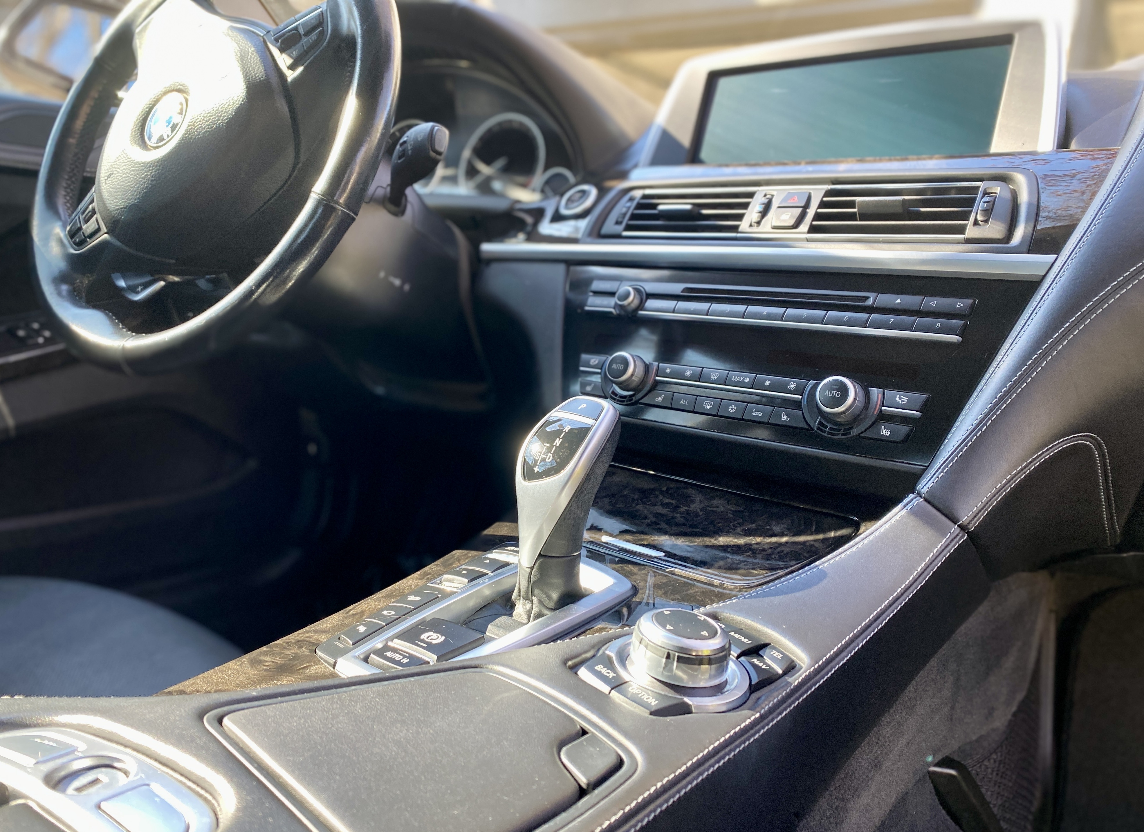 Used 2012 BMW 650i xDrive Coupe AWD/4WD image 16
