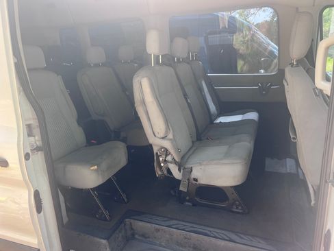 Used 2017 Ford Transit 350 XLT RWD image 13
