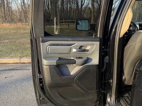 Used 2019 RAM 1500 Big Horn image 14