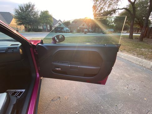 Used 2010 Dodge Challenger SRT8 w/ Furious Fuchsia Group RWD image 14