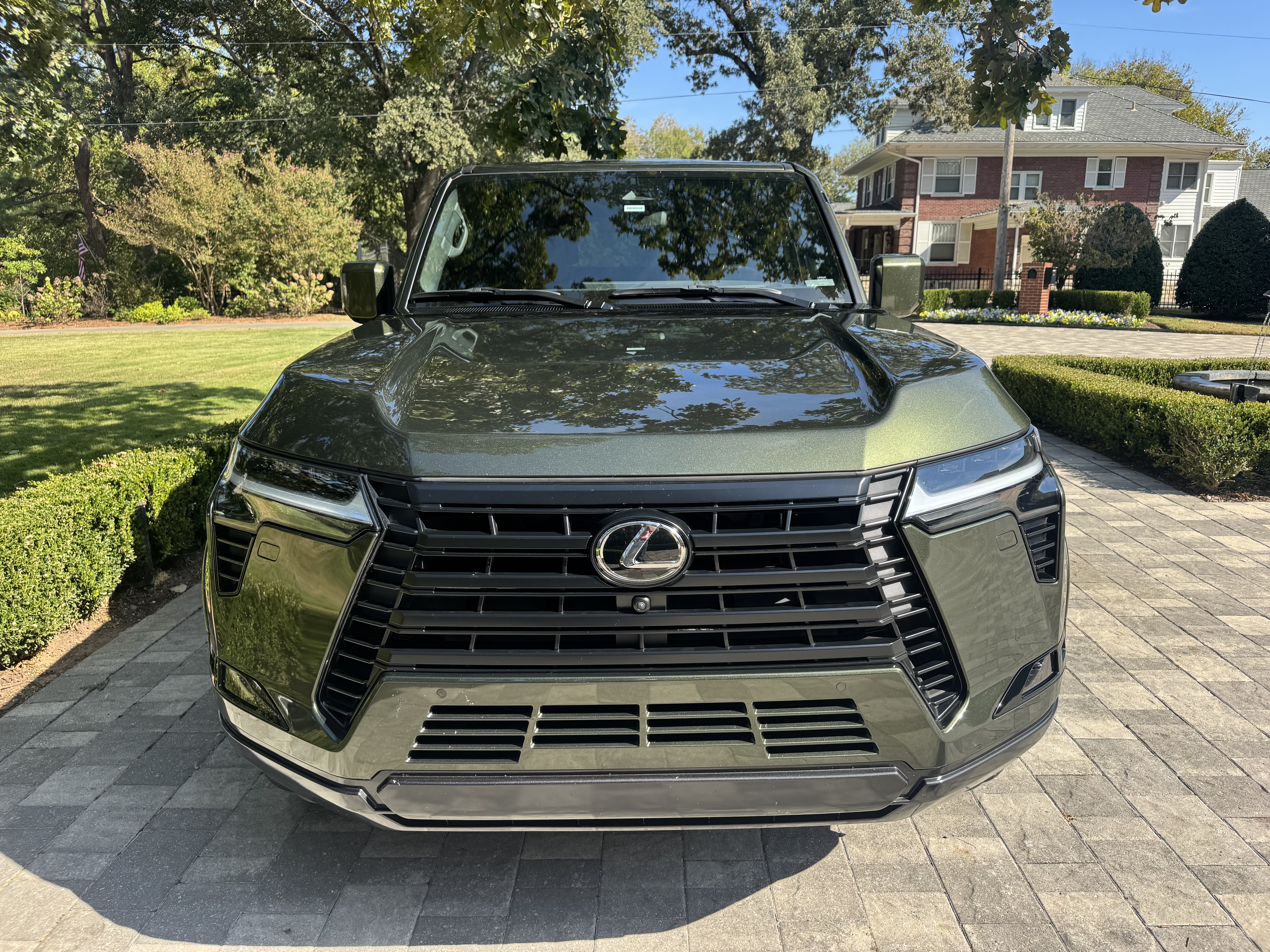 Used 2025 Lexus GX 550 w/ Accessory Package (2T) AWD/4WD image 16