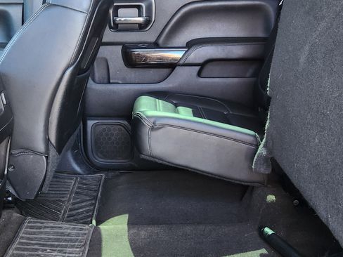 Used 2015 GMC Sierra 2500 Denali w/ Duramax Plus Package image 6