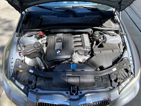 Used 2011 BMW 328i Convertible RWD image 28