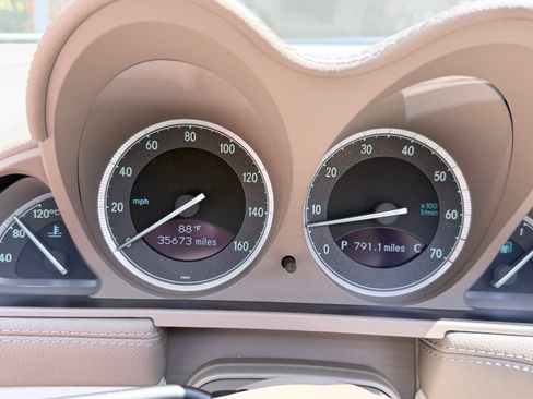 Used 2007 Mercedes-Benz SL 550 image 6