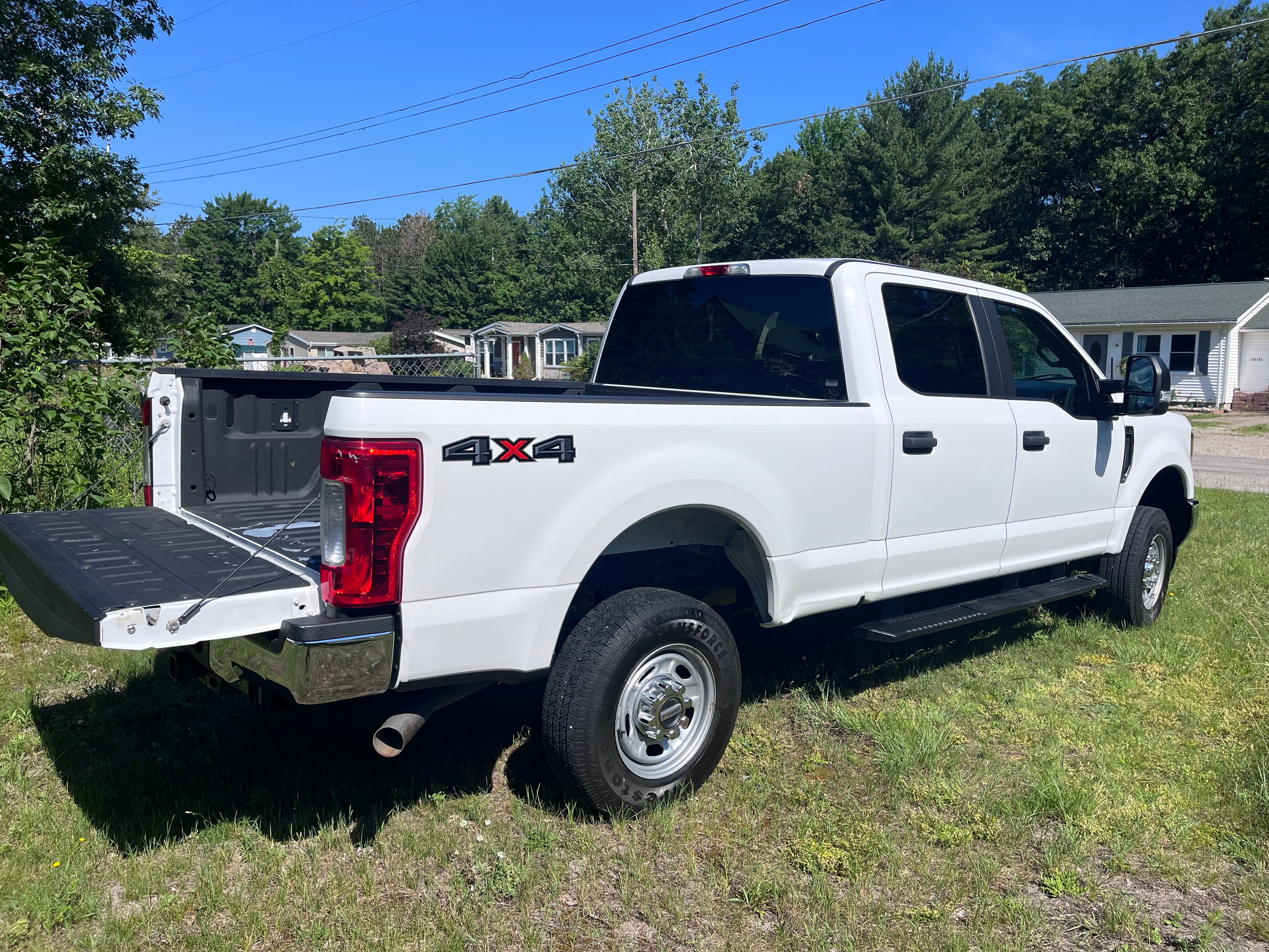 Used 2019 Ford F250 XL w/ Power Equipment Group AWD/4WD image 5