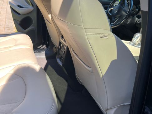 Used 2018 Buick Envision Essence w/ LPO, Cargo Package image 8