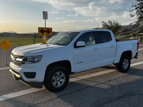 Used 2015 Chevrolet Colorado W/T w/ WT Convenience Package image 6