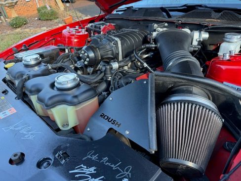 Used 2011 Ford Mustang GT Premium w/ Security Pkg image 15