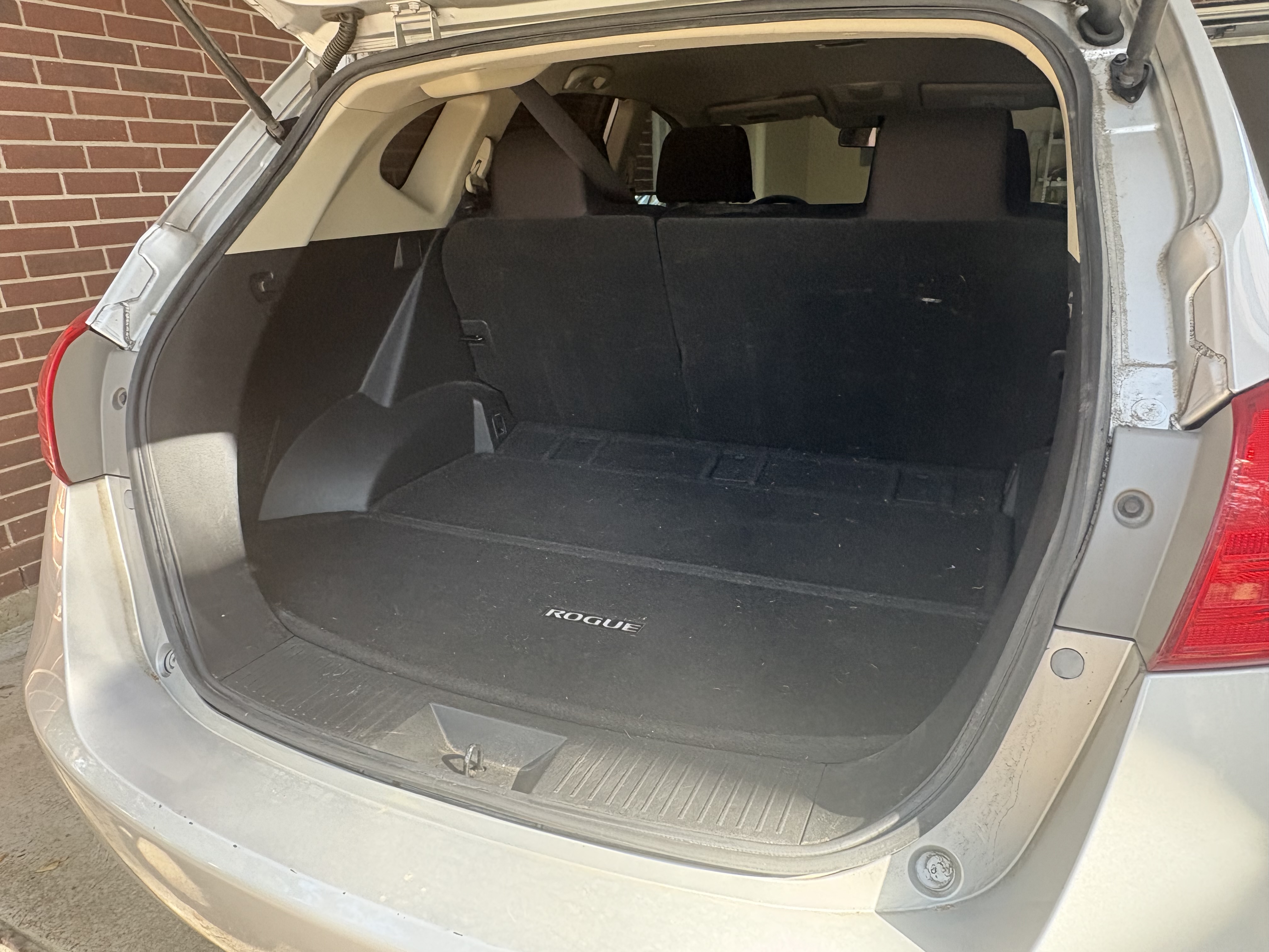 Used 2015 Nissan Rogue S AWD/4WD image 10