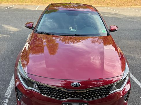 Used 2018 Kia Optima S FWD image 6