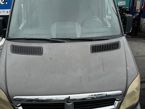 Used 2007 Dodge Sprinter 2500 w/ Comfort Seating Group image 6