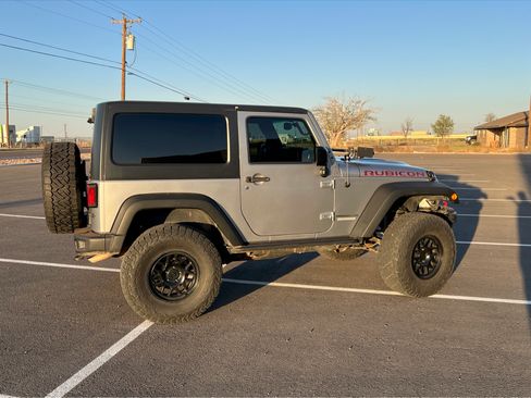 Used 2015 Jeep Wrangler Rubicon image 8