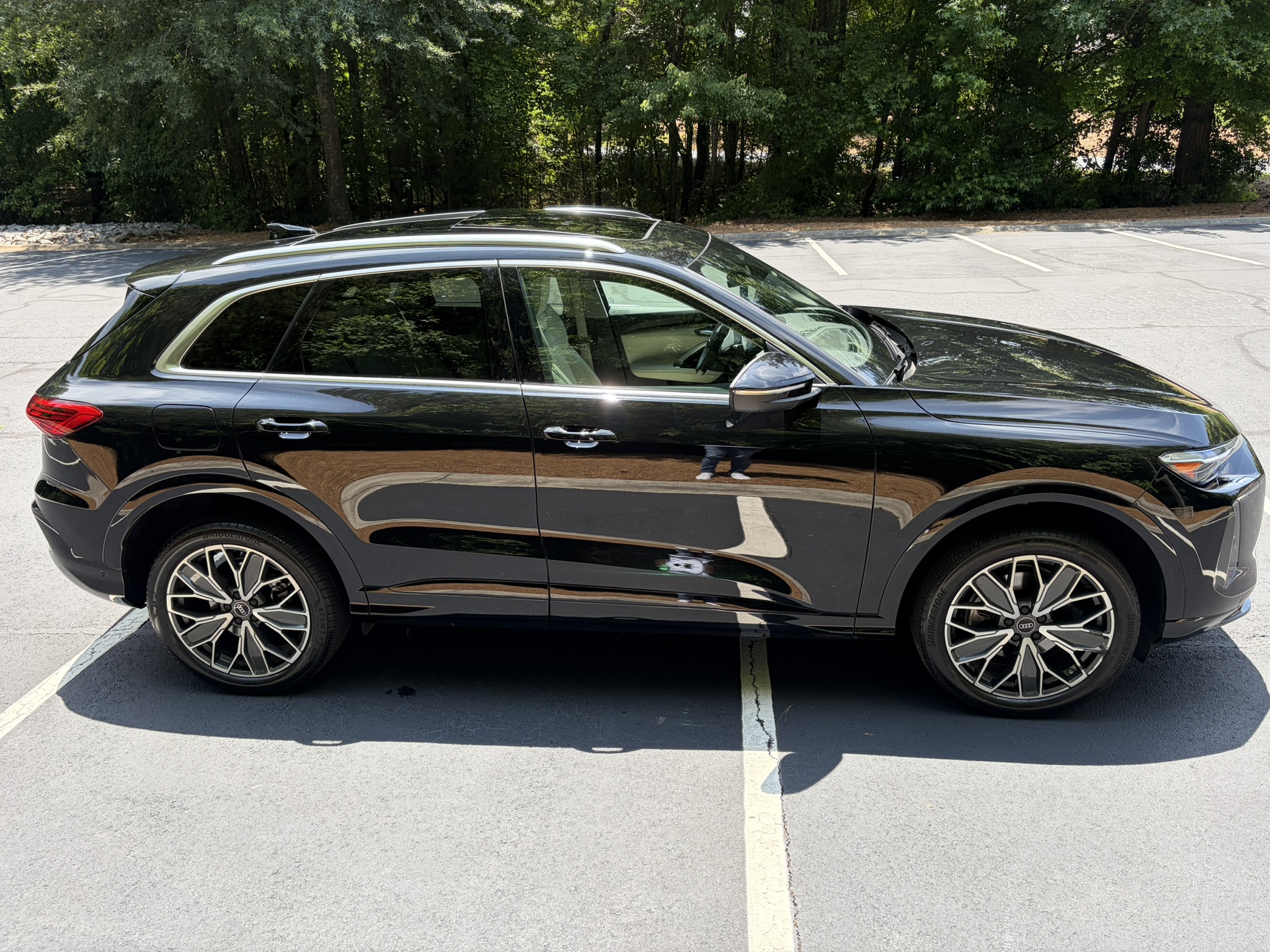 Used 2025 Audi Q5 Premium Plus w/ Premium Plus AWD/4WD image 4